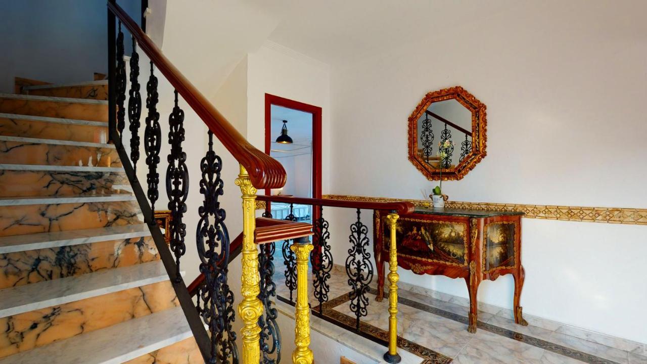 בנאלמדנה Majestic Villa By The Beach Heated Private Pool & Jacuzzi מראה חיצוני תמונה