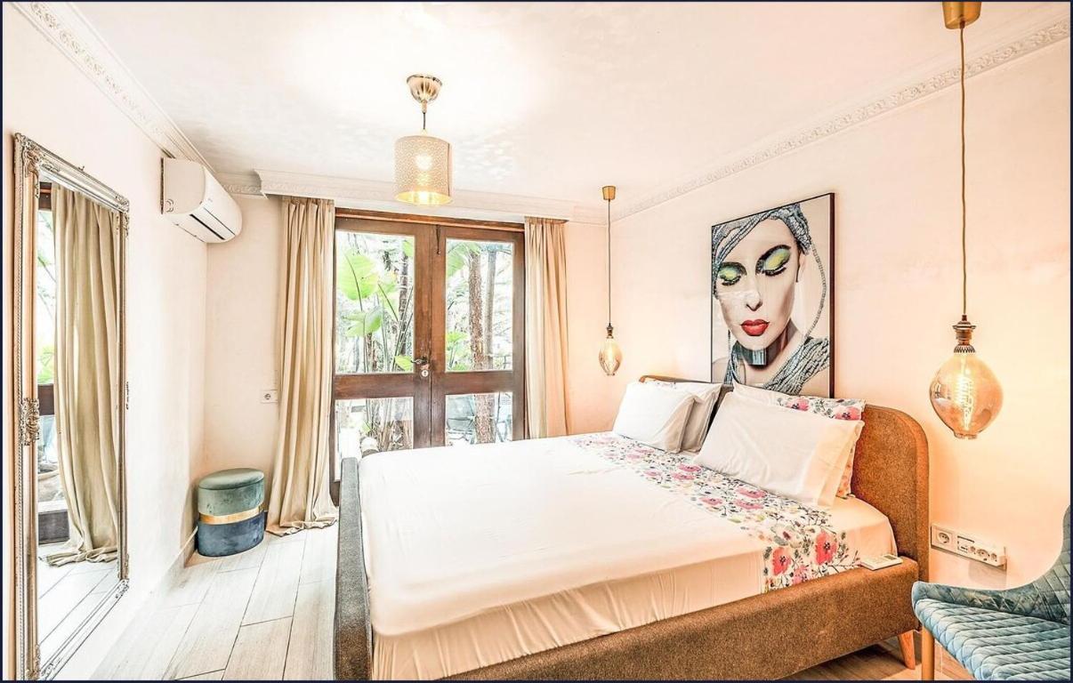 בנאלמדנה Majestic Villa By The Beach Heated Private Pool & Jacuzzi מראה חיצוני תמונה