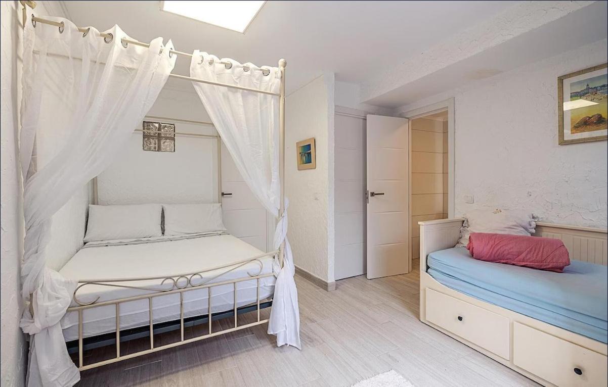 בנאלמדנה Majestic Villa By The Beach Heated Private Pool & Jacuzzi מראה חיצוני תמונה